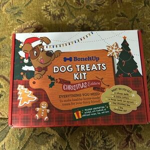 BoneItUp Dog Treats kit New and Never Opened